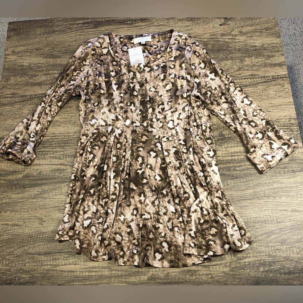 NWT New Directions Sz S Leopard Print Top